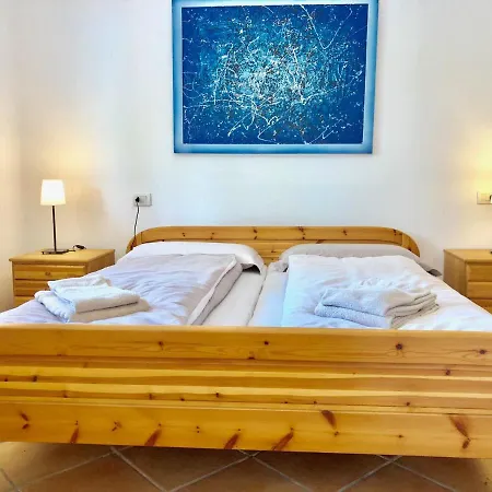 Residenza Ai Ronchi 3 4 7 8 Apartment *