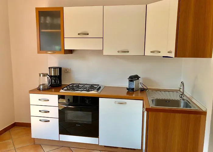 Residenza Ai Ronchi 3 4 7 8 Maccagno